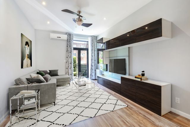 $3,760 | 106 Eckford Street, Unit 1R | Greenpoint