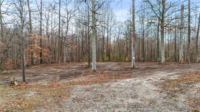 $299,900 | 1240 East N County Road | Vernon Township - Jackson County