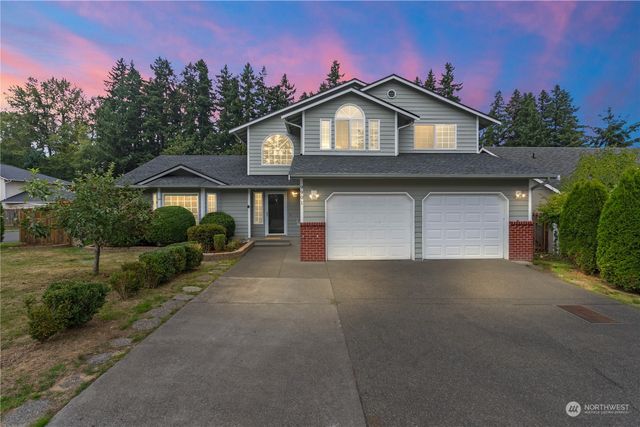 $589,900 | 9901 141st Street East | South Hill