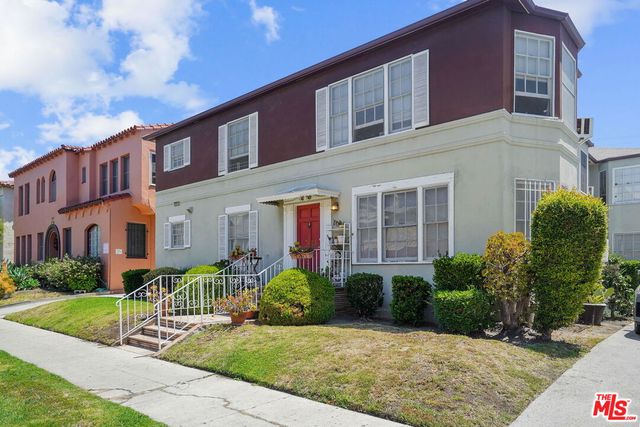 $2,650 | 644 South Dunsmuir Avenue | Beverly Center-Miracle Mile