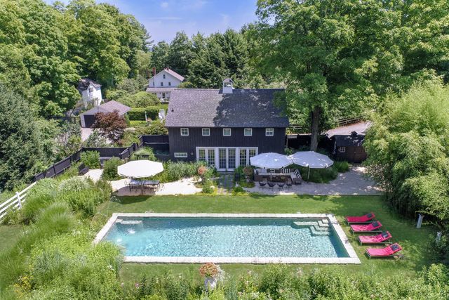 $1,750,000 | 279 Black Rock Turnpike | Redding