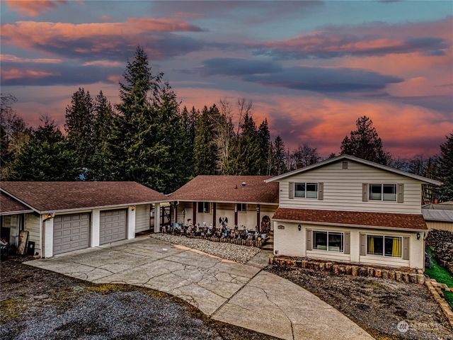 $1,200,000 | 231 McRae Road Northeast | Lakewood Garden