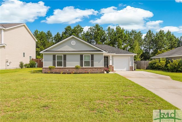 $320,000 | 28 Twin Oaks Place | Savannah