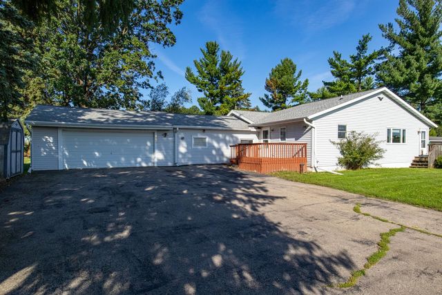 $285,000 | 803 County Road East | Nepeuskun