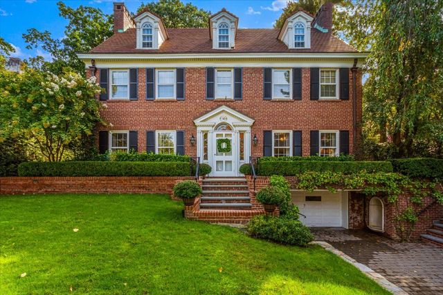 $3,500,000 | 50 Shorthill Road | Forest Hills