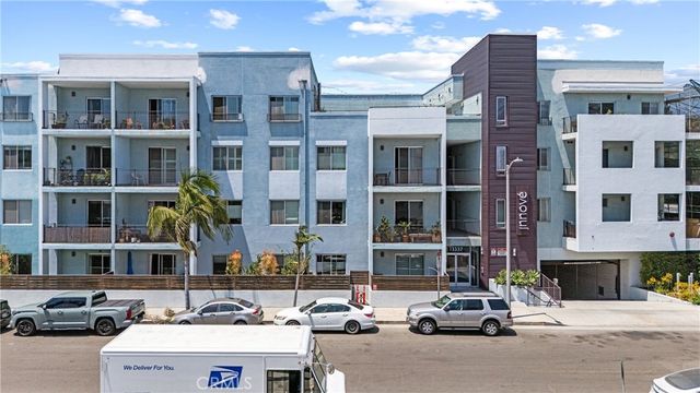 $1,199,000 | 13337 Beach Avenue, Unit 111 | Marina del Rey