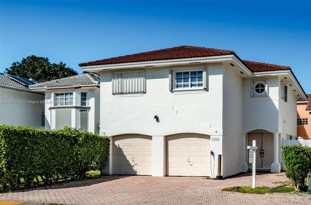 $770,000 | 15361 Southwest 39th Lane | Tamiami