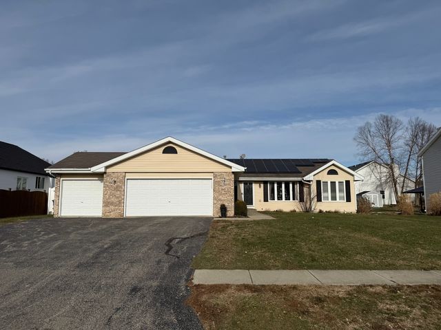 $309,900 | 1821 Southfield Lane | Byron