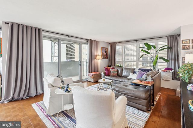 $410,000 | 224 West Rittenhouse Square, Unit 816 | Rittenhouse Square