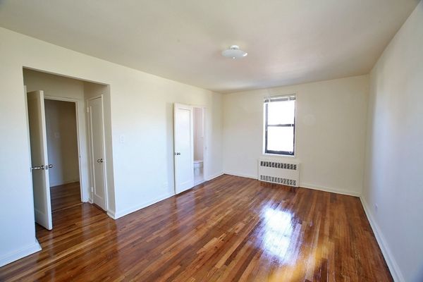 $2,639 | 170 East 4th Street, Unit 4C | Windsor Terrace