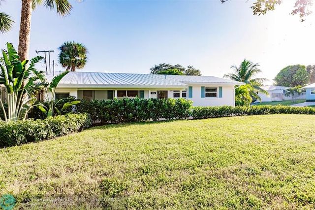 $649,000 | 324 Tequesta Drive | Tequesta