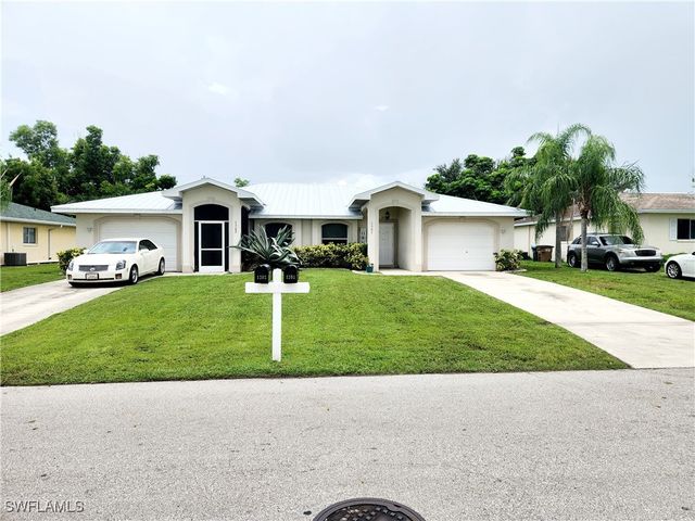 $1,995 | 1305 Southeast 8th Avenue | Cape Coral