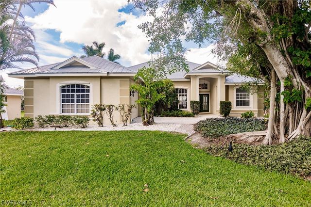 $950,000 | 120 Riverview Road | East Fort Myers