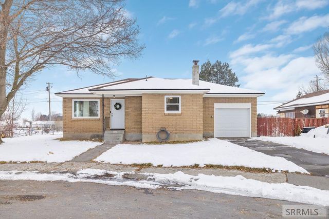 $295,000 | 396 Quigg Avenue | Shelley