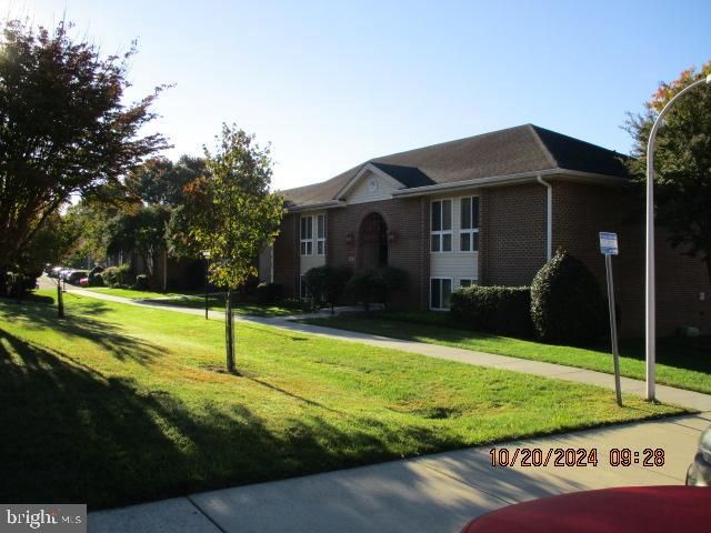 $229,900 | 3240 Gleneagles Drive, Unit 1021D | Leisure World