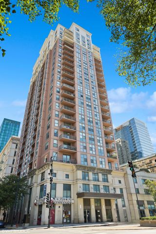 $375,000 | 1101 South State Street, Unit 807 | South Loop