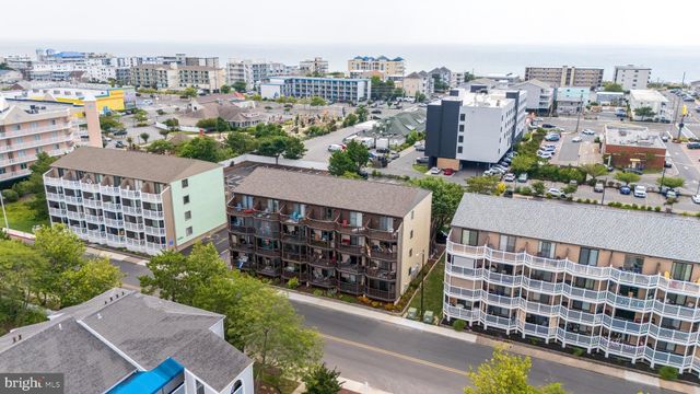 $249,900 | 12302 Jamaica Avenue, Unit 106 | Ocean City