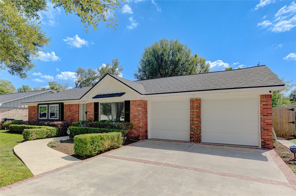 a view of a house with a outdoor space