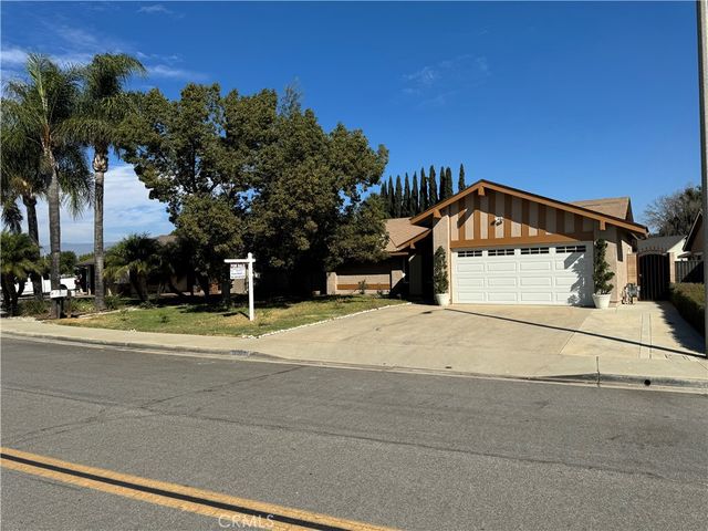 $825,000 | 12361 Maxon Lane | Chino