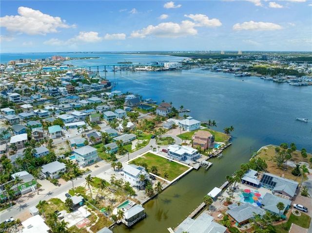 $1,999,000 | 290 Ohio Avenue | Fort Myers Beach