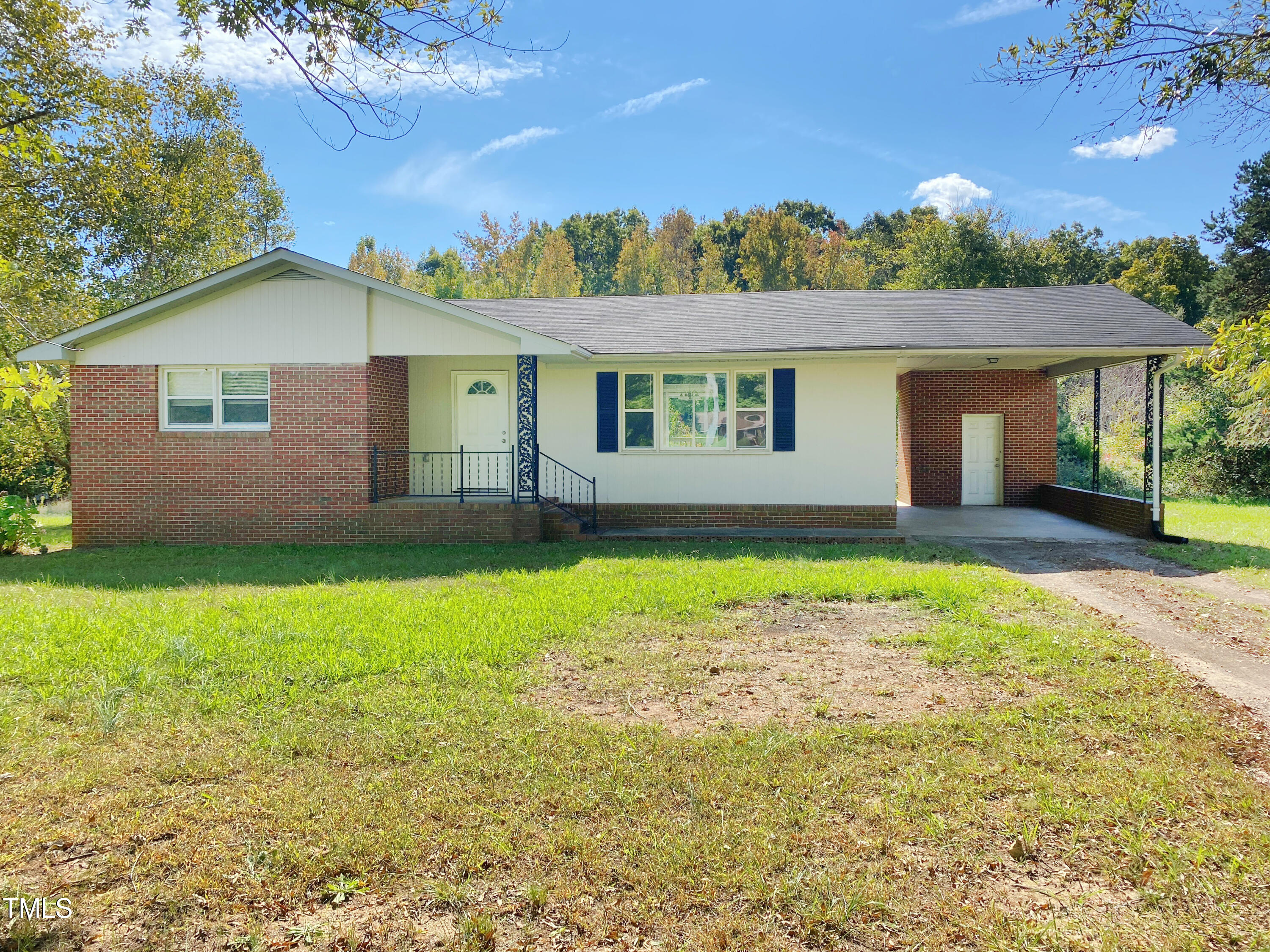 front view of house with a yard