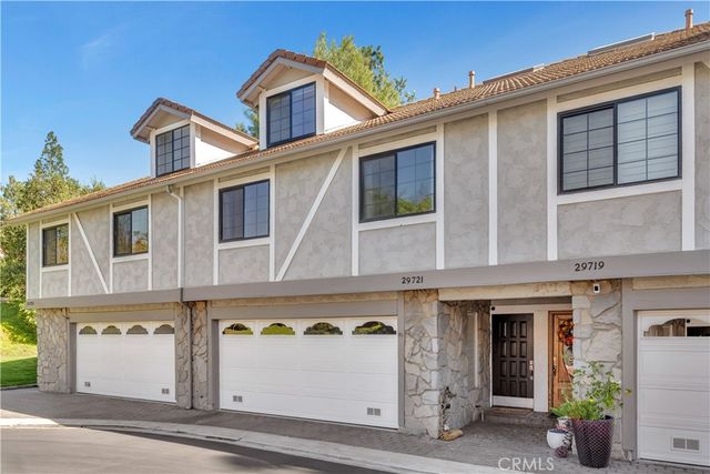 $799,900 | 29721 Canwood Street | Agoura Hills Area