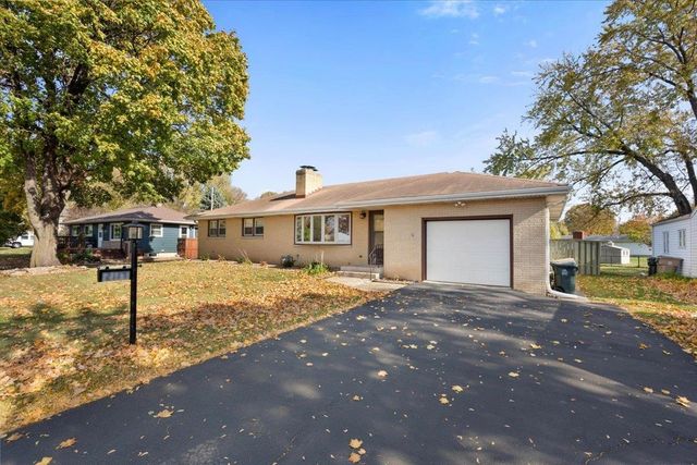 $360,000 | 2117 Portage Road | Sandburg