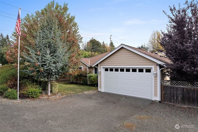 $465,000 | 707 Sylvan Way | East Bremerton