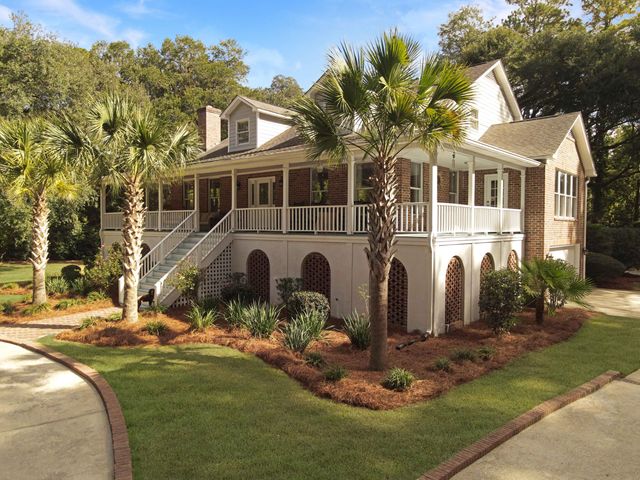 $1,995,000 | 102 Flud Street | Summerville Historic District