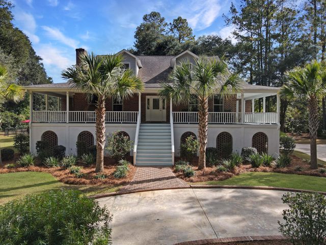 $1,995,000 | 102 Flud Street | Summerville Historic District