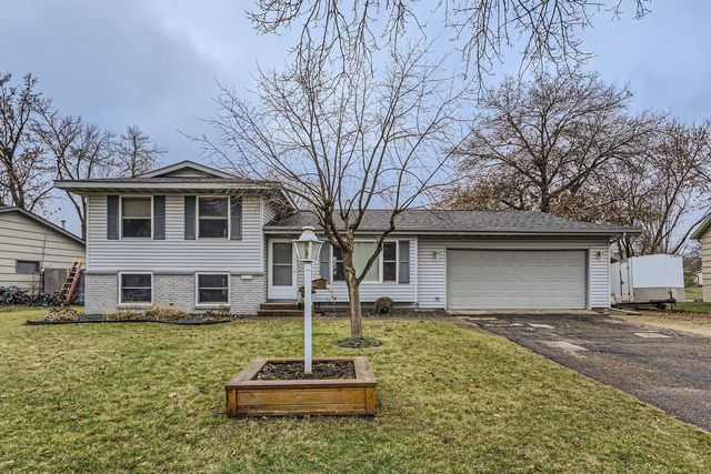 $320,000 | 16441 Genesee Court West | Lakeville