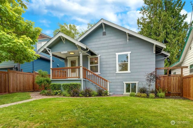 $3,400 | 7925 12th Avenue Southwest | Delridge