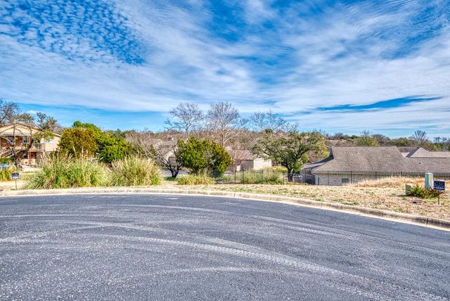 $48,000 | 1601 Valencia Drive North | Kerrville