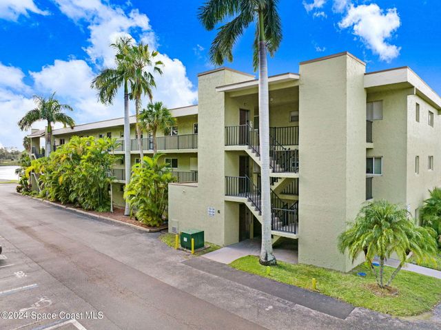 $179,000 | 1001 West Eau Gallie Boulevard, Unit 333 | Melbourne