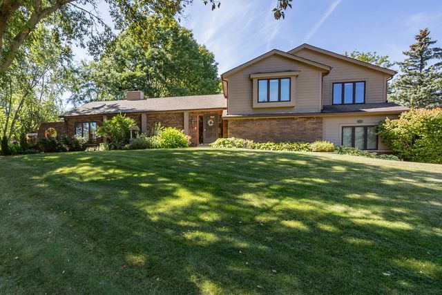 $649,900 | 20725 Sundance Drive | Brook Park Estates