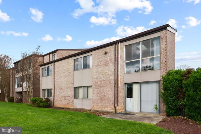 $2,300 | 10100 Little Pond Place, Unit 1 | Montgomery Village