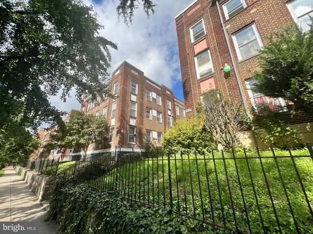 $3,500 | 1441 Spring Road Northwest, Unit 202 | Columbia Heights