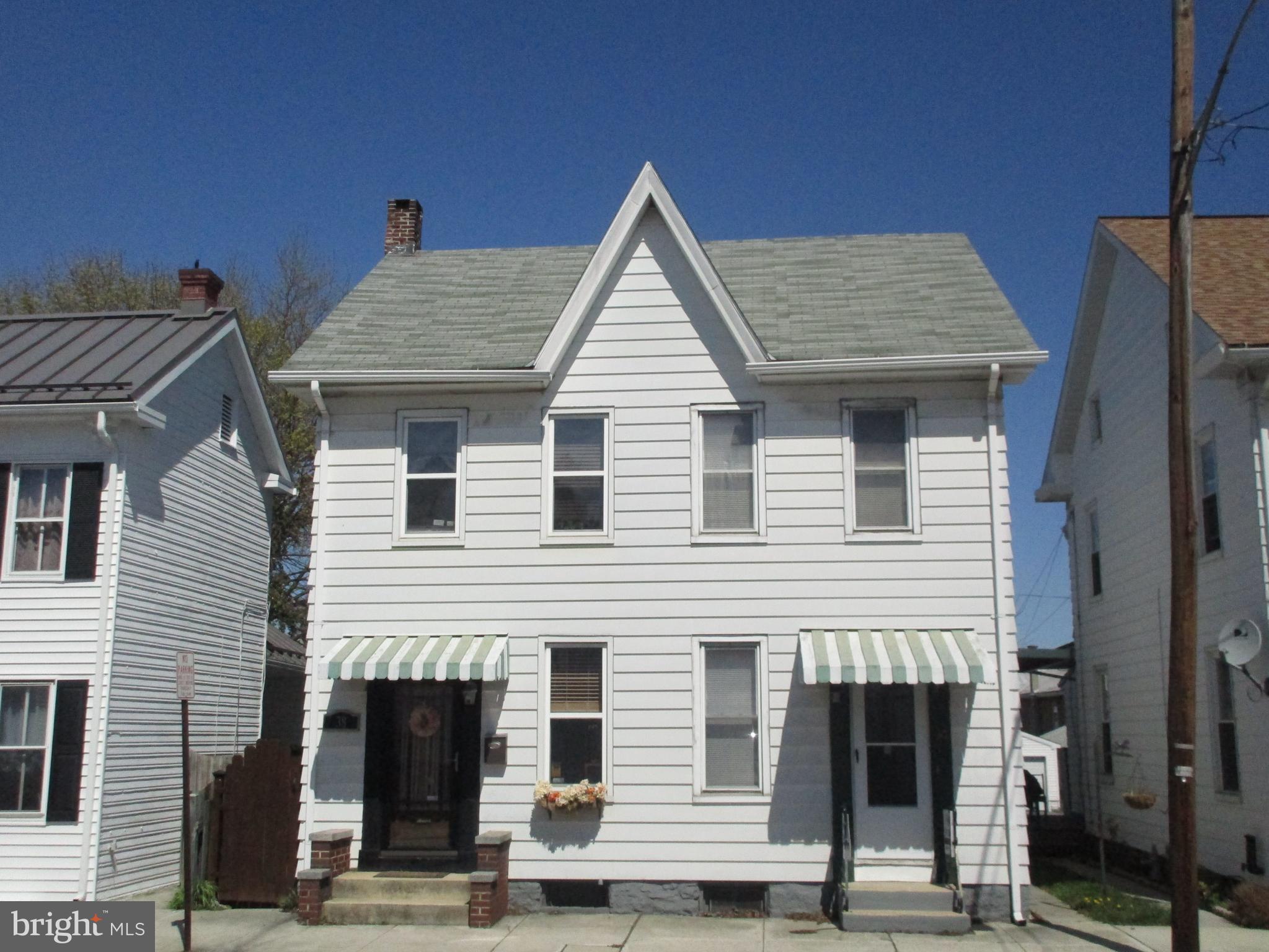 a view of a house with street