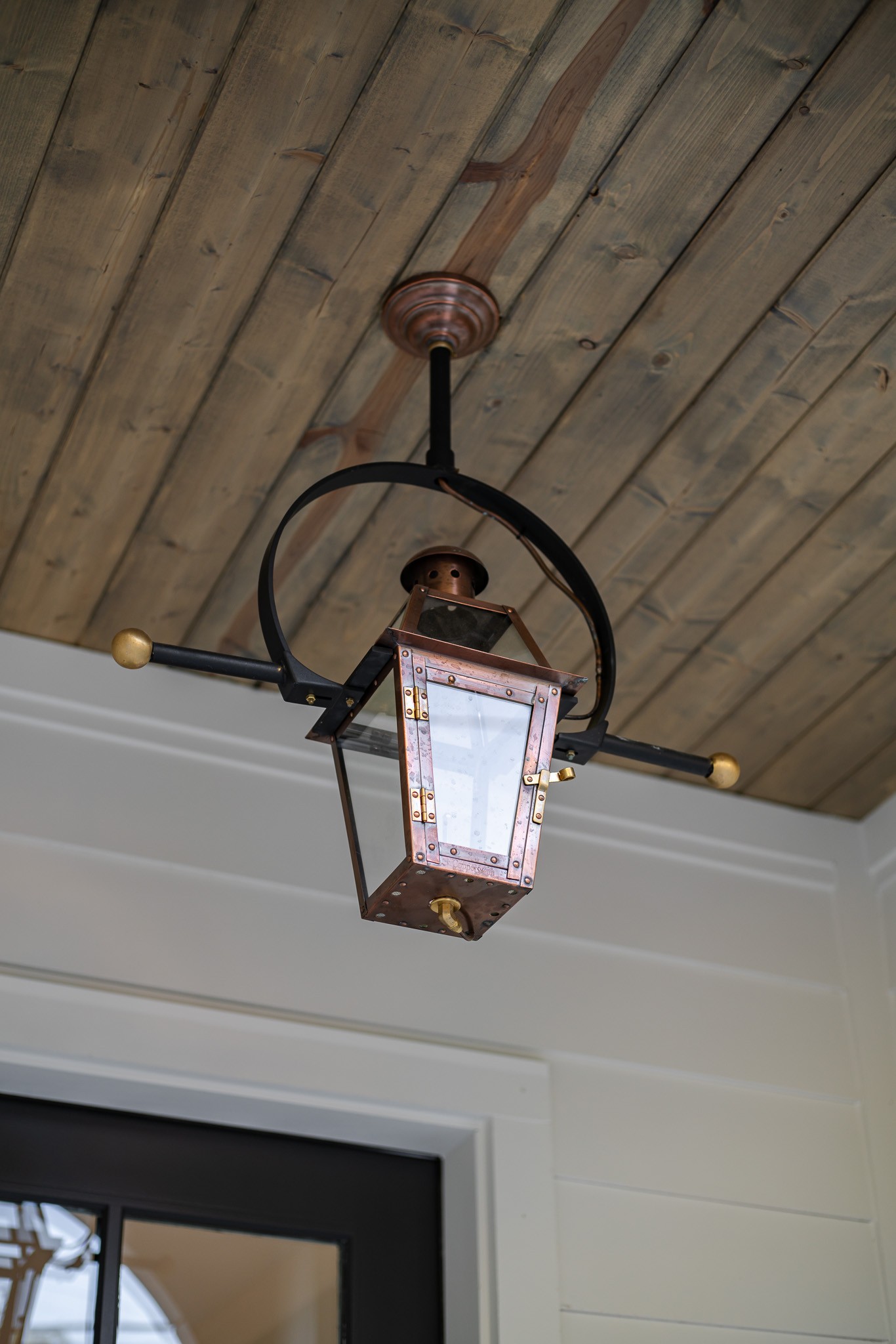 Manhattan Hanging Square Yoke Lantern