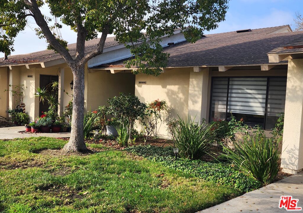 front view of house with a yard