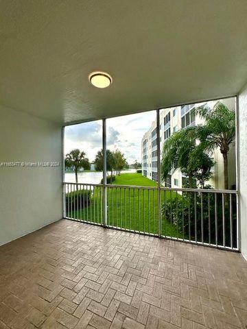 $3,650 | 10750 Northwest 66th Street, Unit 214 | Doral Isles