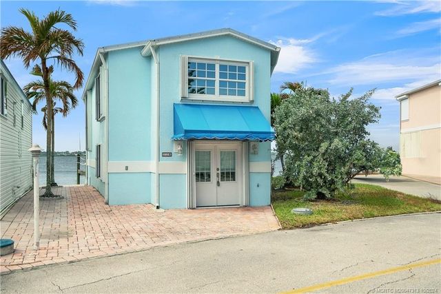 $724,900 | 1116 Nettles Boulevard | Hutchinson Island South