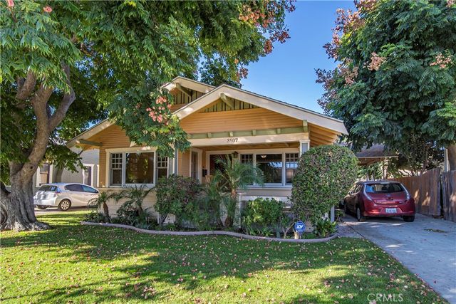 $1,595,000 | 3107 East Theresa Street | Belmont Heights