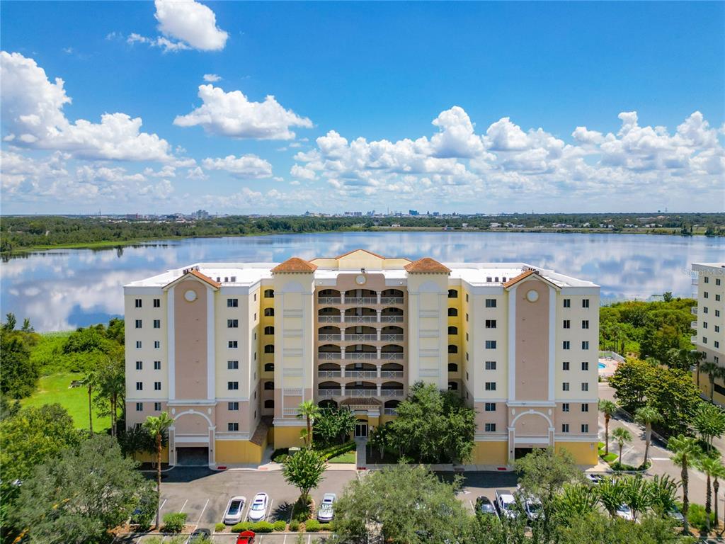 a view of a multi story building