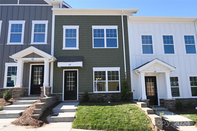 $2,700 | 62 Walnut Springs Drive, Unit 15B | Woodfin