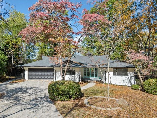 $539,900 | 513 Duke Drive | Kings Wood Estates