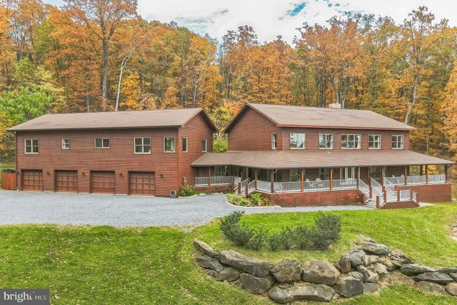 $1,299,000 | 94 Tomahawk Way