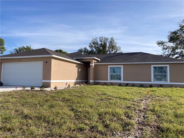 $359,900 | 117 Northeast 7th Avenue | Cape Coral