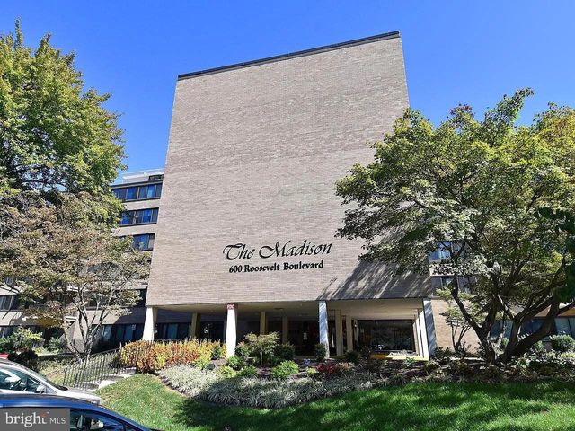 $198,900 | 600 Roosevelt Boulevard, Unit 314 | Falls Church