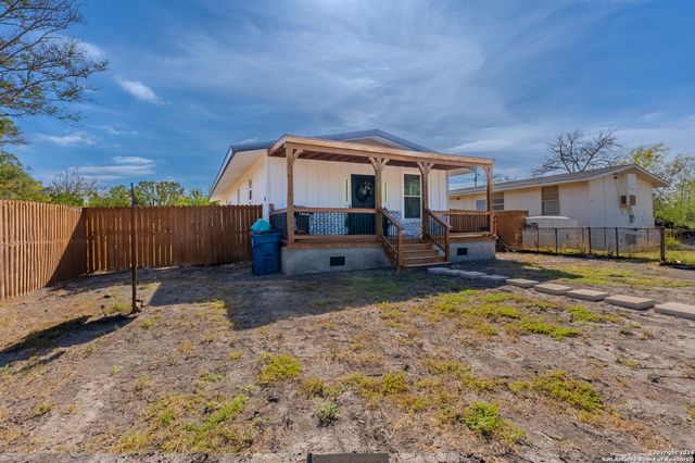 $325,000 | 16066 Brewster Street | LaCoste